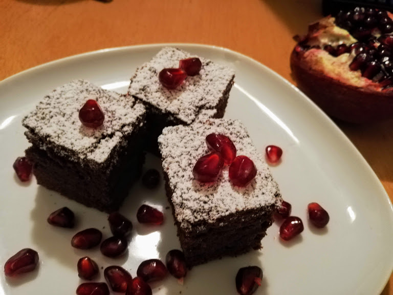簡単ブラウニーの作り方 初心者でも失敗しない美味しいチョコレートケーキ Olive Journal